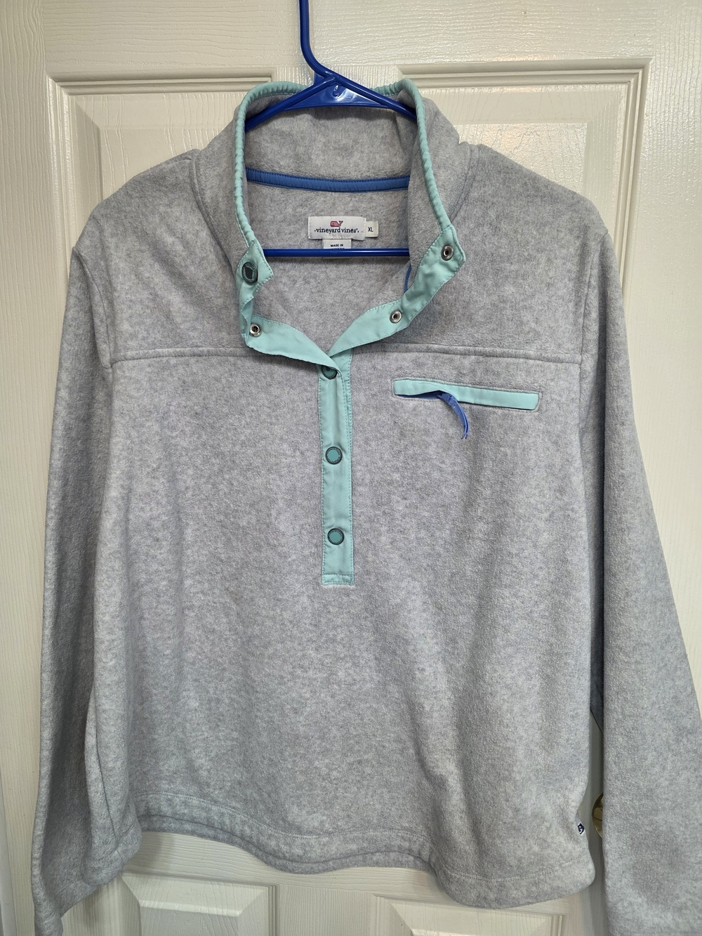 Vineyard Vines Gray Fleece Pullover with Mint Trim